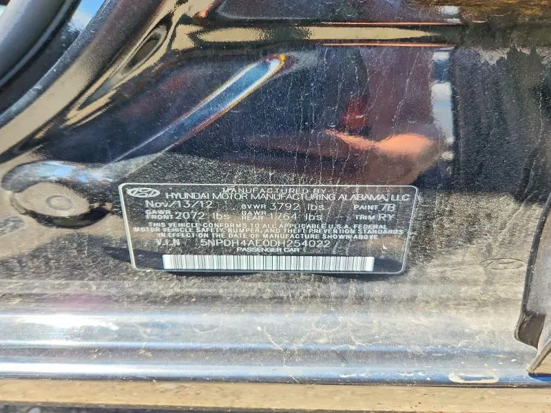 2013 HYUNDAI ELANTRA LIMITED  