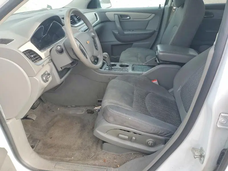 2016 CHEVROLET TRAVERSE LS  