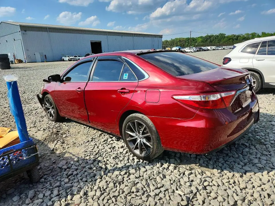 2015 TOYOTA CAMRY XSE  