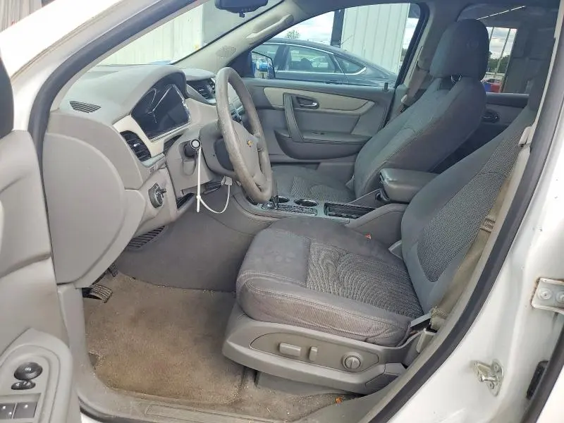 2016 CHEVROLET TRAVERSE LS  