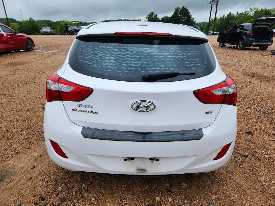 2016 HYUNDAI ELANTRA GT BASE  
