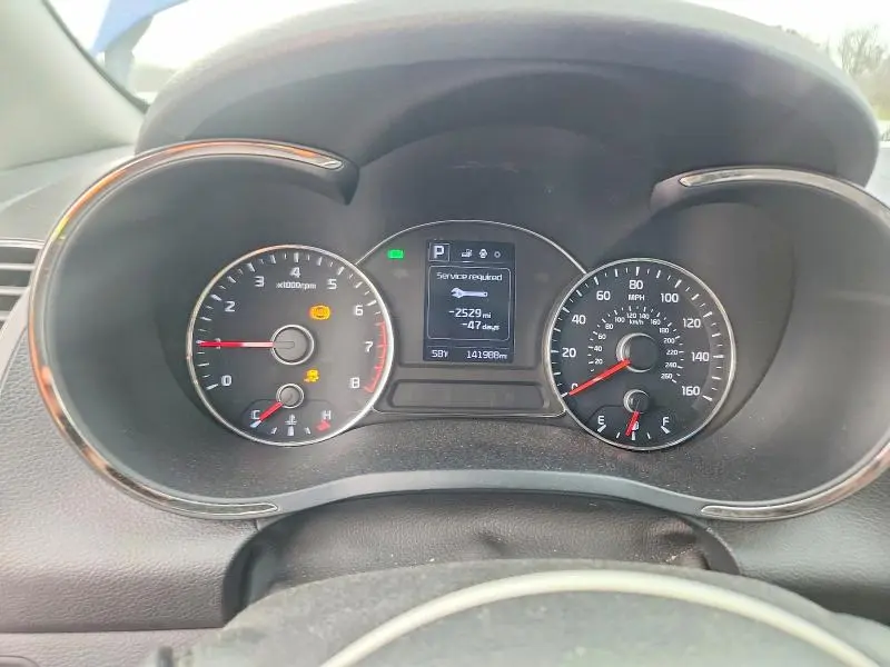 2017 KIA FORTE LX  