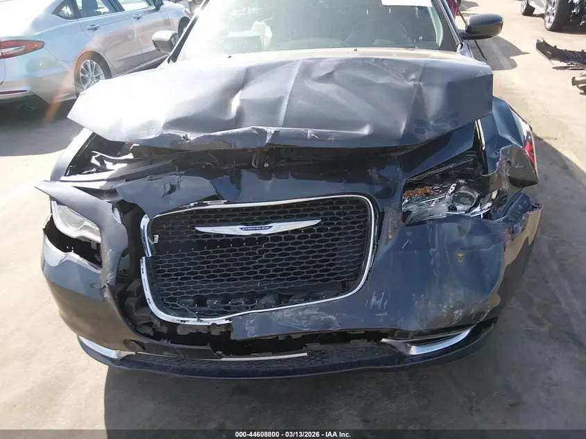 2019 CHRYSLER 300 TOURING