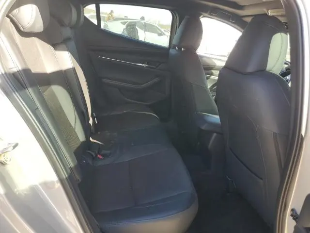 2024 MAZDA 3 PREMIUM