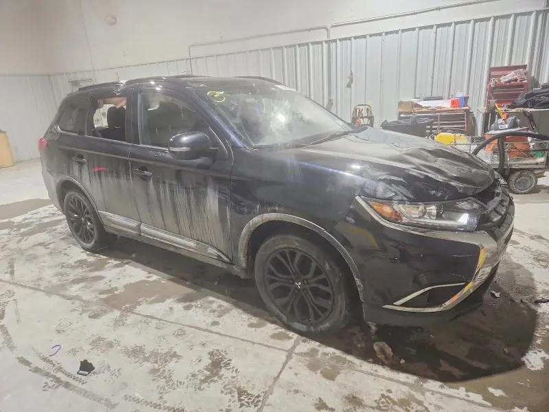 2018 MITSUBISHI OUTLANDER SE  