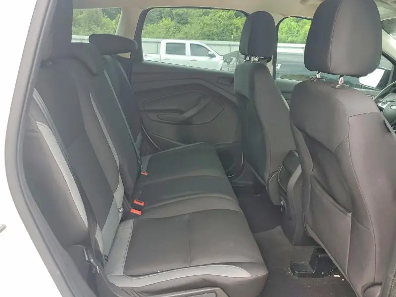 2016 FORD ESCAPE S  