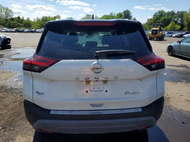 2021 NISSAN ROGUE SL  