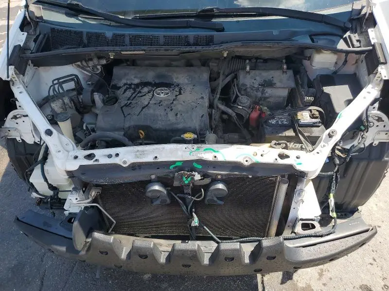 2011 TOYOTA SIENNA XLE 8-PASSENGER  