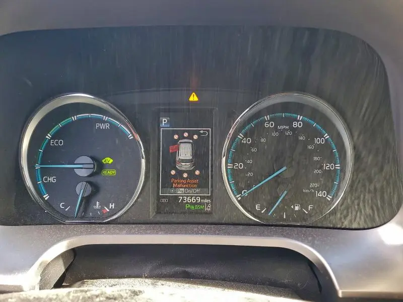 2016 TOYOTA RAV4 HV XLE  