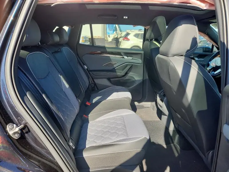2025 VOLKSWAGEN TIGUAN SEL R-LINE BLACK  