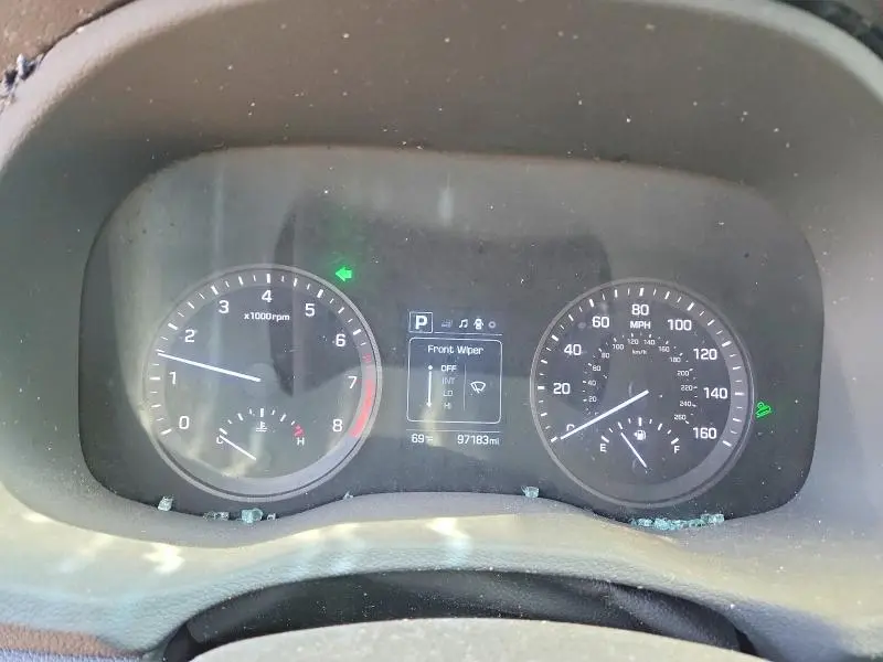 2017 HYUNDAI TUCSON SE  