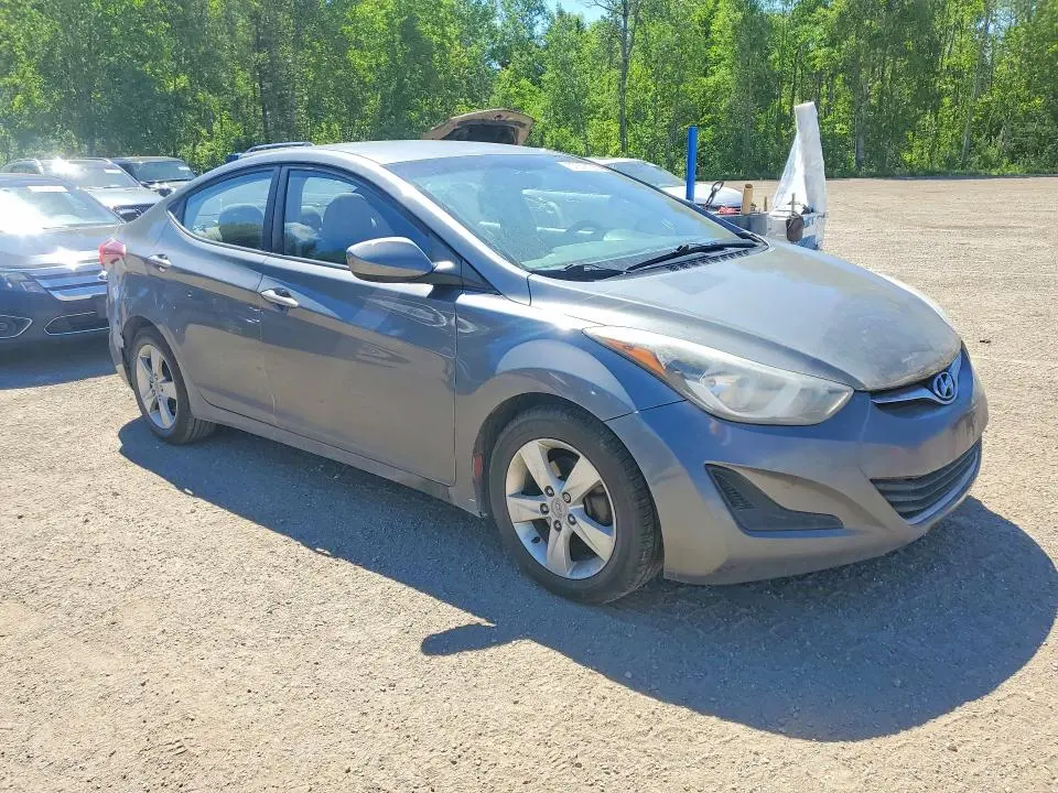 2014 HYUNDAI ELANTRA SE  