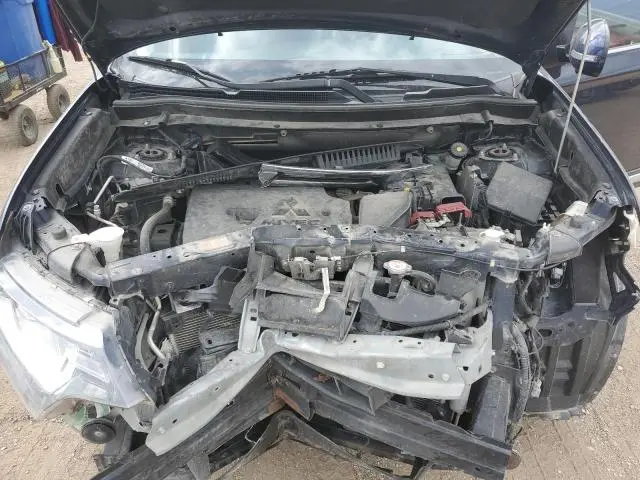 2018 MITSUBISHI OUTLANDER SE  