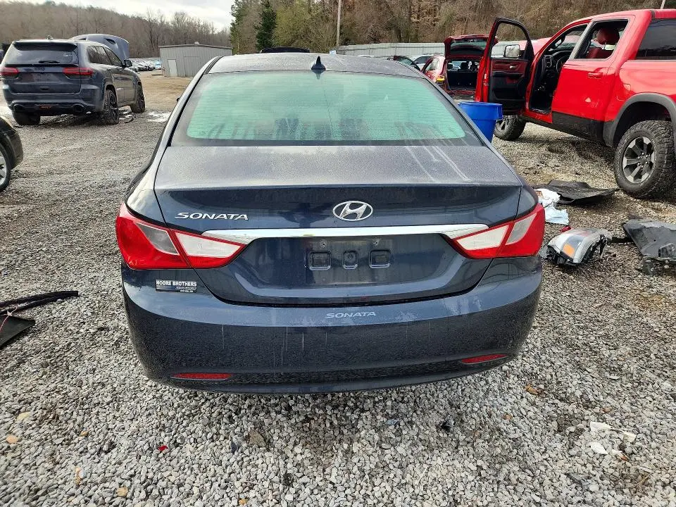 2013 HYUNDAI SONATA GLS  