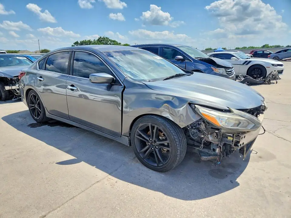 2018 NISSAN ALTIMA 2.5 SR  