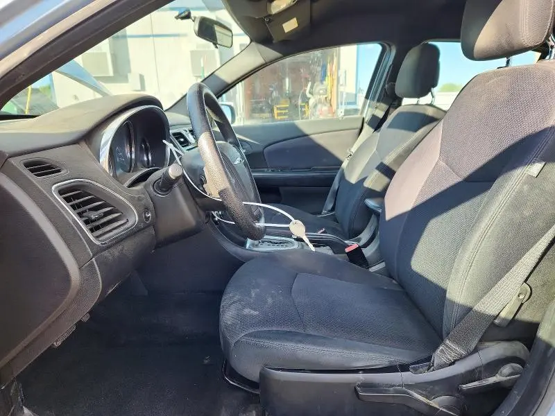 2012 CHRYSLER 200 LX  