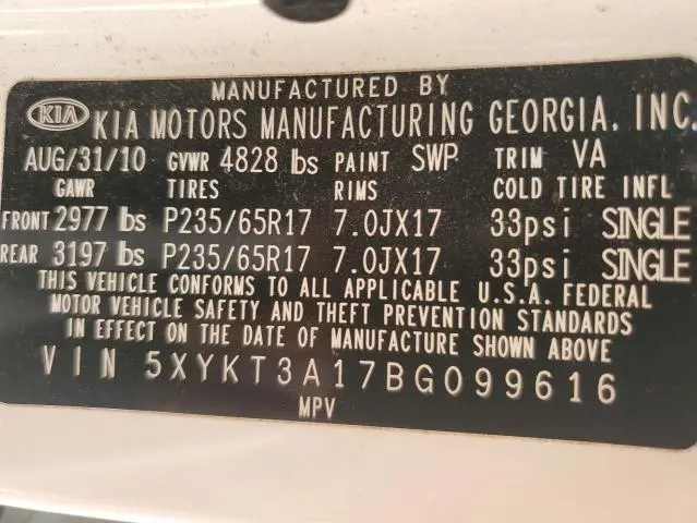 2011 KIA SORENTO BASE  