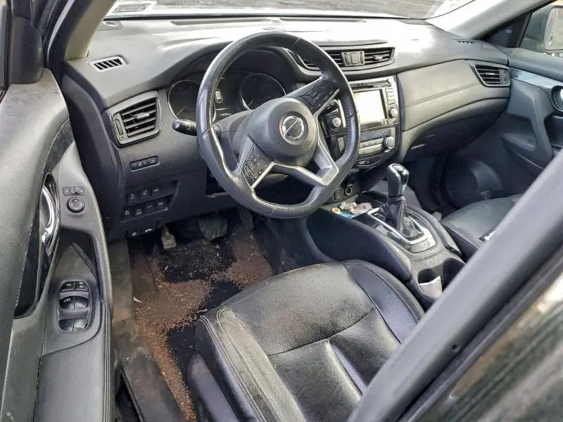 2017 NISSAN ROGUE SV  