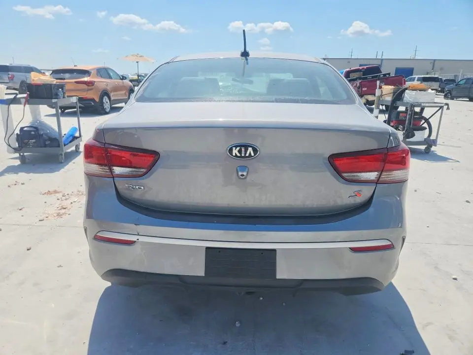 2021 KIA RIO S  