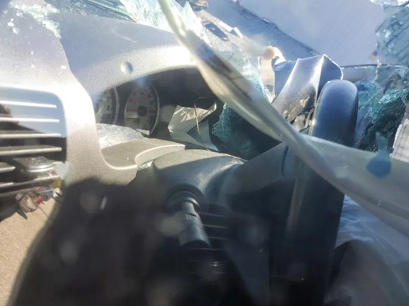 2011 NISSAN FRONTIER S  