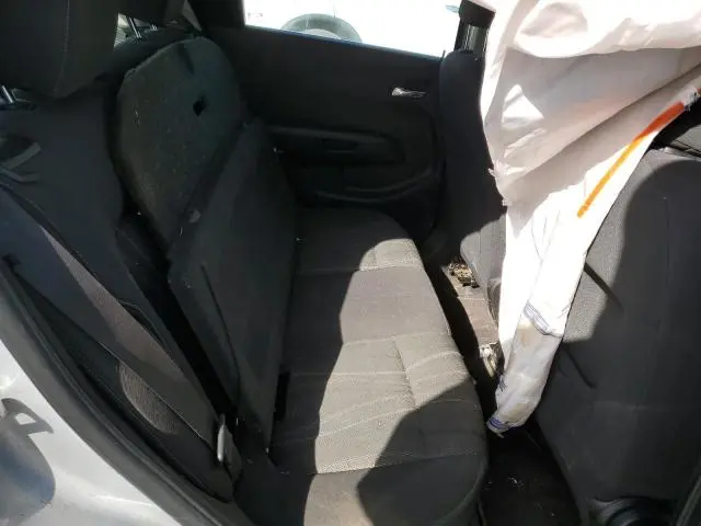 2015 CHEVROLET SONIC LT  