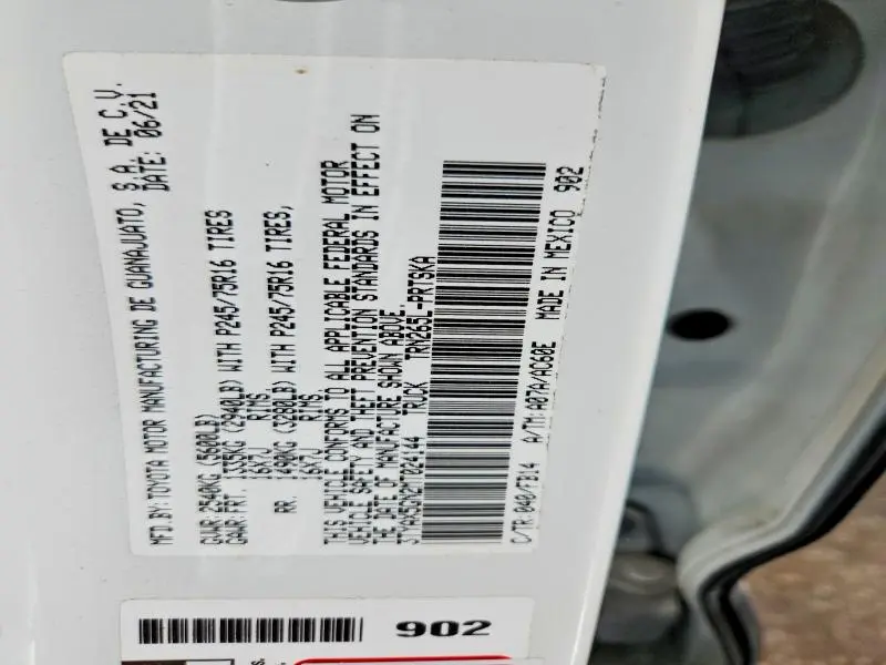 2021 TOYOTA TACOMA SR  