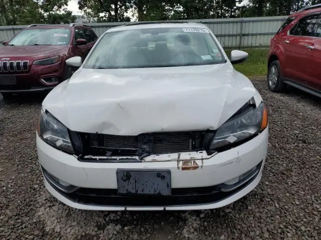 2012 VOLKSWAGEN PASSAT SEL  