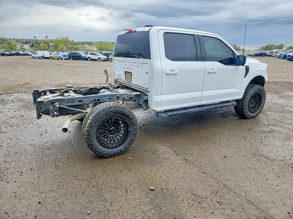 2024 FORD F150 XLT  