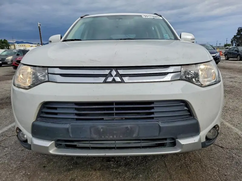 2015 MITSUBISHI OUTLANDER SE  