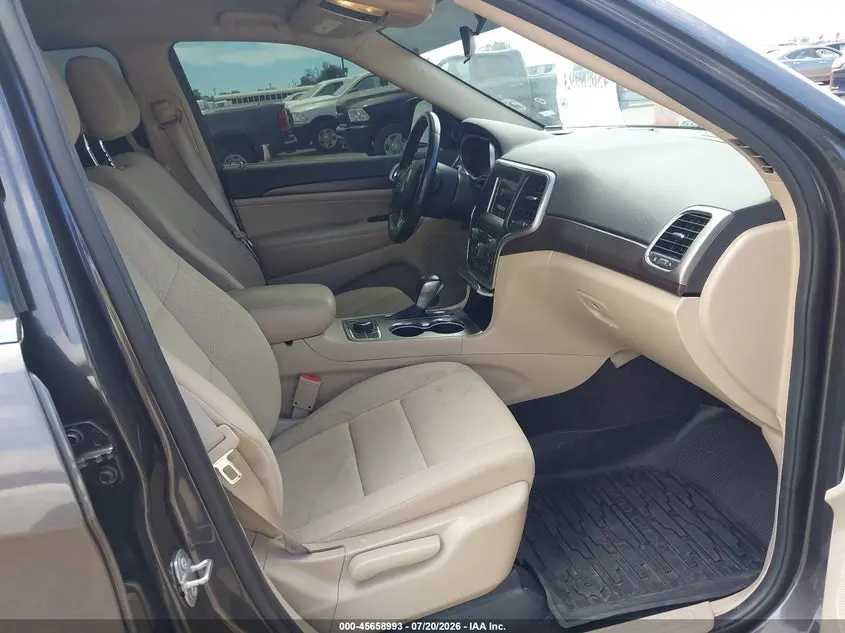 2018 JEEP GRAND CHEROKEE LAREDO E 4X4