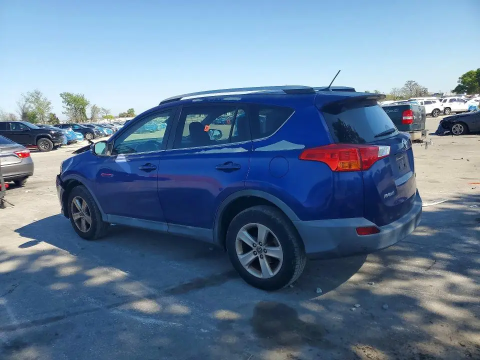 2015 TOYOTA RAV4 XLE  