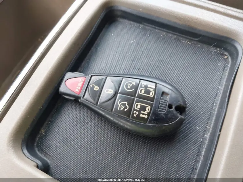 2012 CHRYSLER TOWN & COUNTRY TOURING