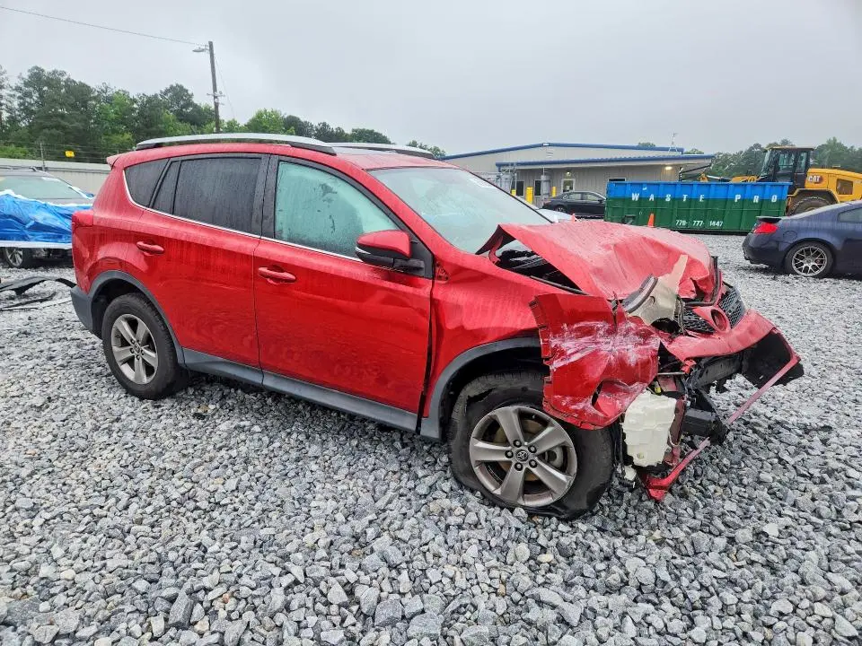 2015 TOYOTA RAV4 XLE  