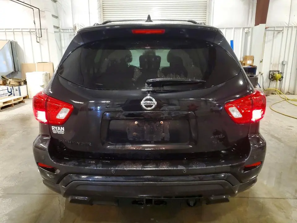 2020 NISSAN PATHFINDER SL  