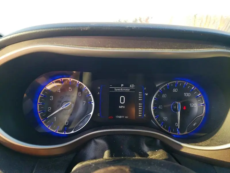 2021 CHRYSLER VOYAGER   