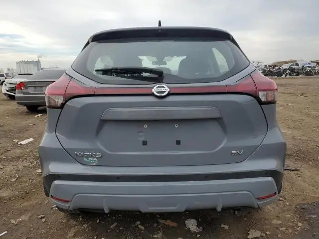 2021 NISSAN KICKS SV  