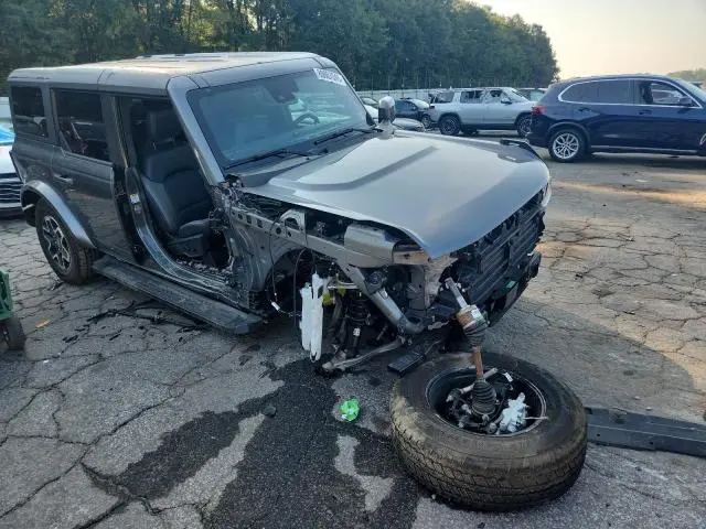 2024 FORD BRONCO OUTER BANKS  