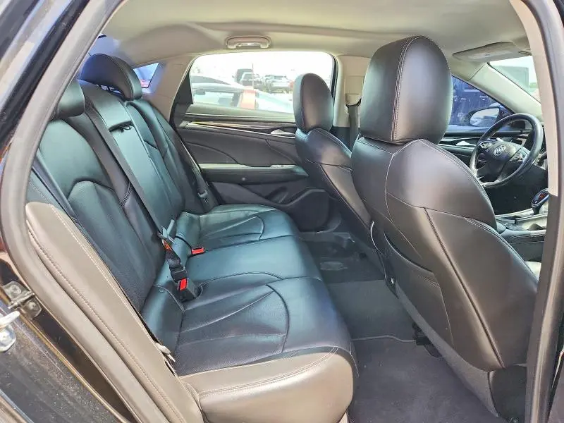 2017 BUICK LACROSSE ESSENCE  