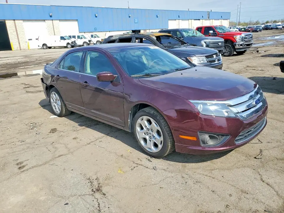 2011 FORD FUSION SE  