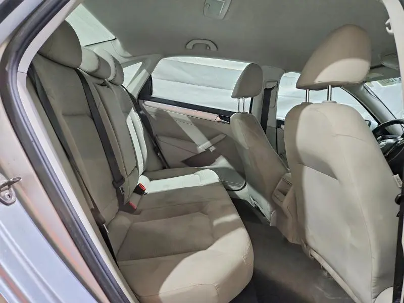 2016 VOLKSWAGEN PASSAT S  