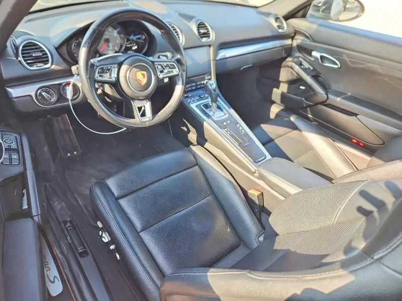 2018 PORSCHE CAYMAN S  