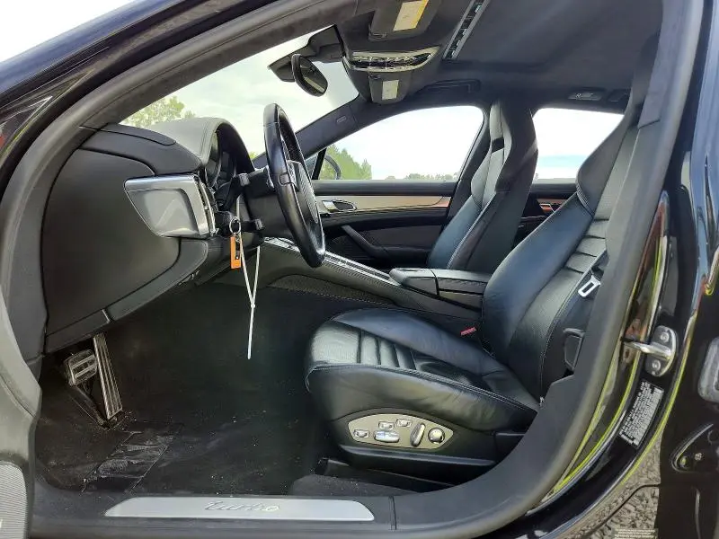 2010 PORSCHE PANAMERA TURBO  