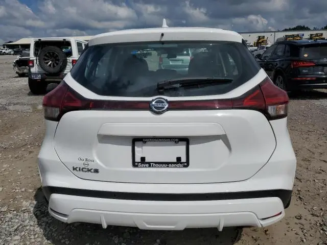 2021 NISSAN KICKS S  