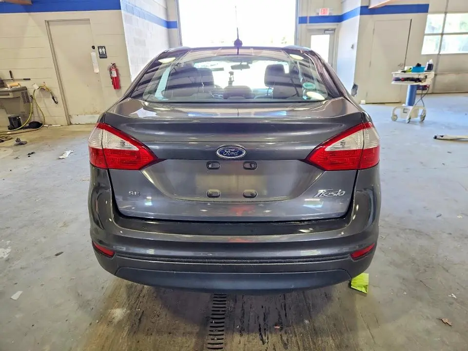 2016 FORD FIESTA SE  