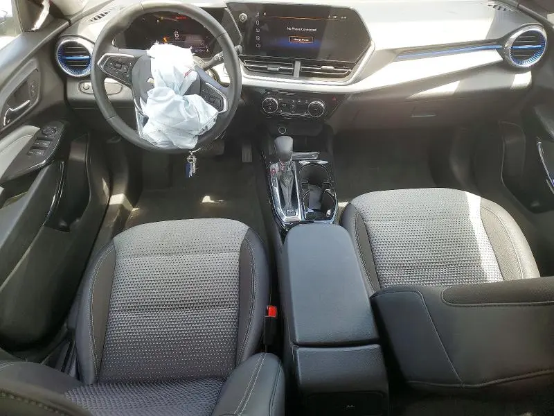 2025 CHEVROLET TRAX 1LT  