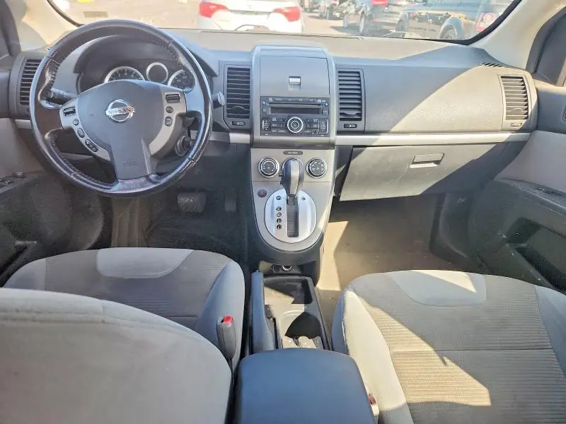 2010 NISSAN SENTRA 2.0  