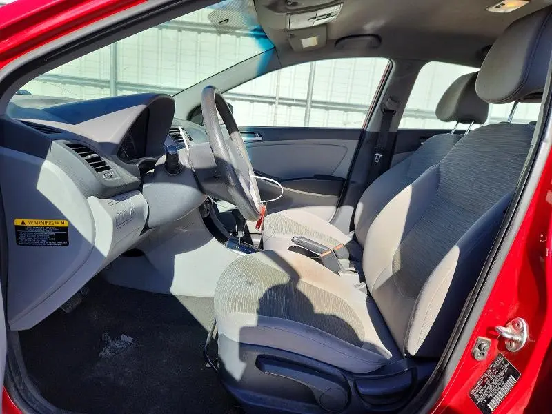 2015 HYUNDAI ACCENT GLS  