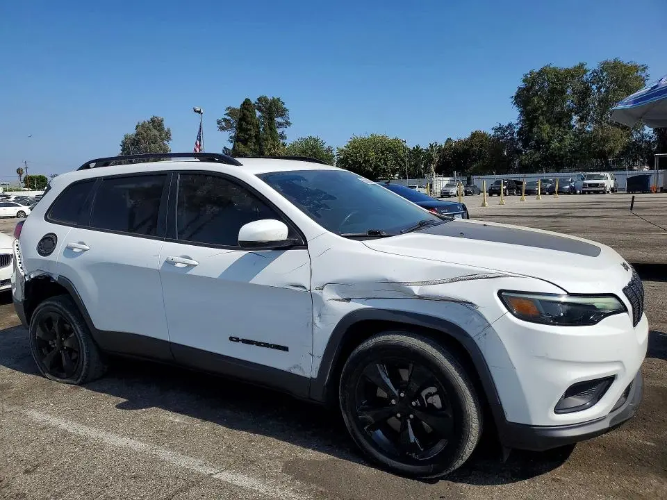 2021 JEEP CHEROKEE LATITUDE PLUS  