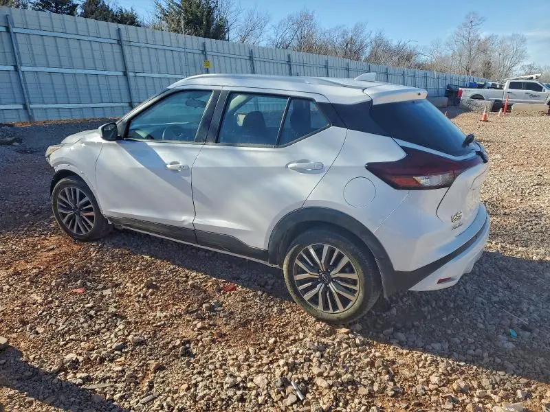 2024 NISSAN KICKS SV  