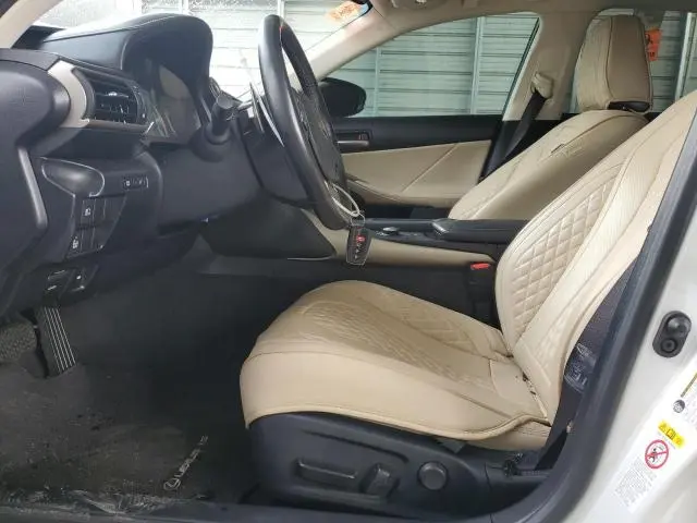 2019 LEXUS IS 300